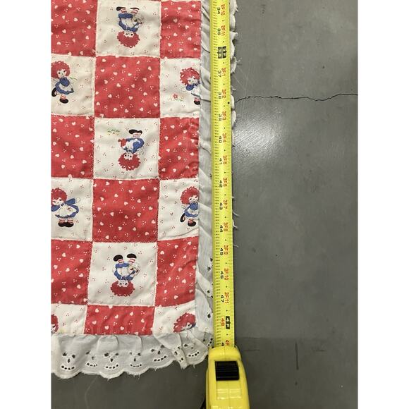 Vintage Hand Made Hand Quilted raggedy Anne Patchwork Baby Quilt Cottagecore See - Picture 7 of 9